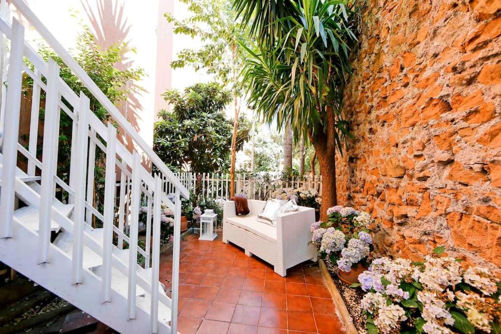 Appartamento Charming Patio Trastevere -topcollection