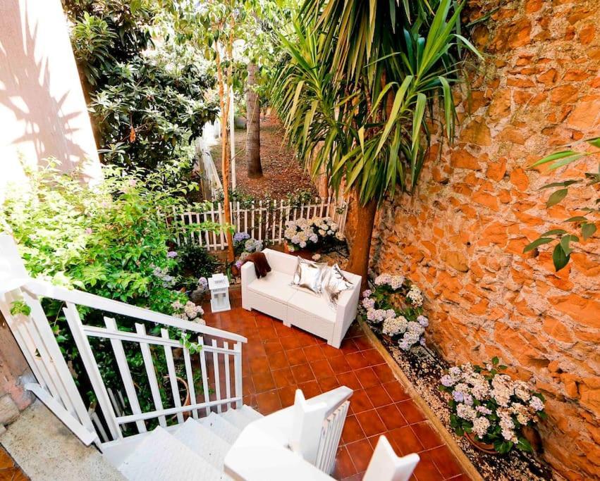 Appartamento Charming Patio Trastevere -topcollection *